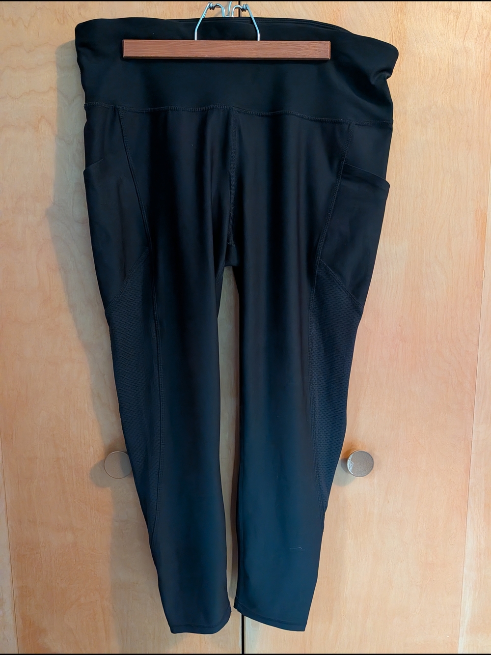 Xersion XL Black High-Waist Performance Leggings